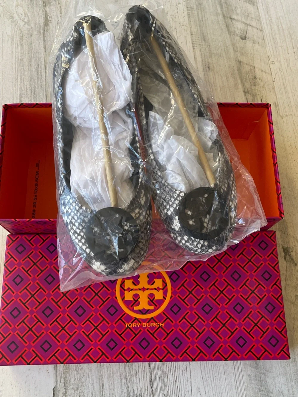 Tory Burch Gray & Black Snake-Print Reva Logo Ballet Flats 8.5